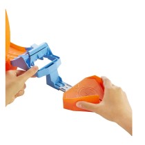 20231124124654-Hot wheels-Action-Pista-Acrobazie-nel-Loop-Lanciatore-Doppio-Rampa-a-Molla-assemblaggiojpg.jpg