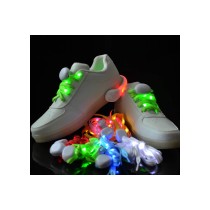 20210413133024-lacci-scarpe-luci-led-fluo-colorate-4.jpg