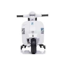 20210618100601-Vespa-bianca-px-150-6v-bambinijpg.jpg