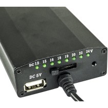 20230914120943--alimentatore-potenza-voltaggio-usb.jpg