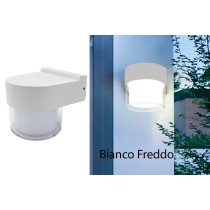 20200306130102-luce-bianco-freddo-applique.jpg