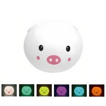 20230804130452-luce-nottruna-per-bambini-colorata-forma-maialino-morbida-accarezza-cambia-colore.jpg