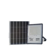 20240124162201-Faro-led-solare-300w-tripla-luce-esterno.jpg